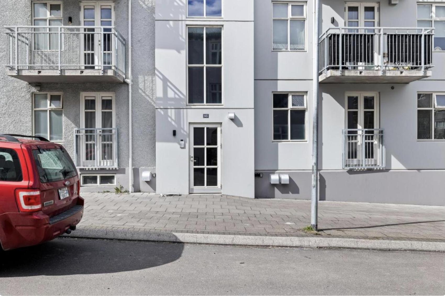 Cheerful Down Town Apartment Reykjavík Exterior foto